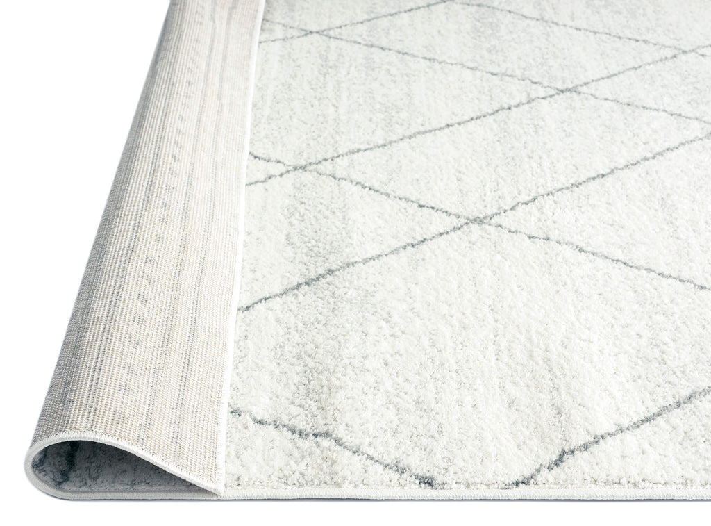 Naroa Grey and Ivory Diamond Tribal Rug