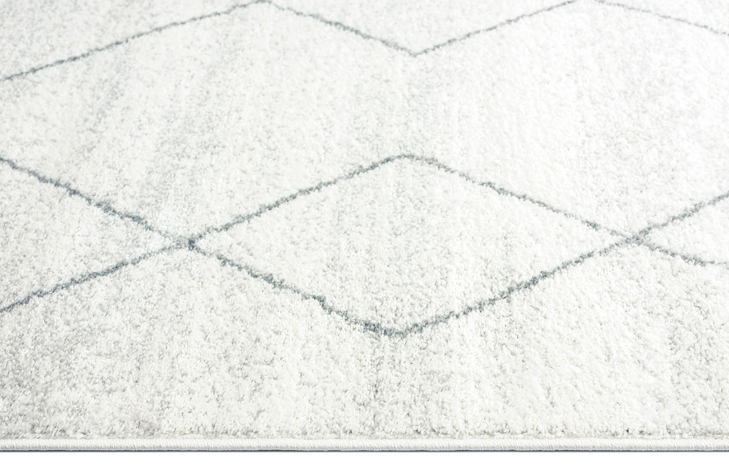 Naroa Grey and Ivory Diamond Tribal Rug