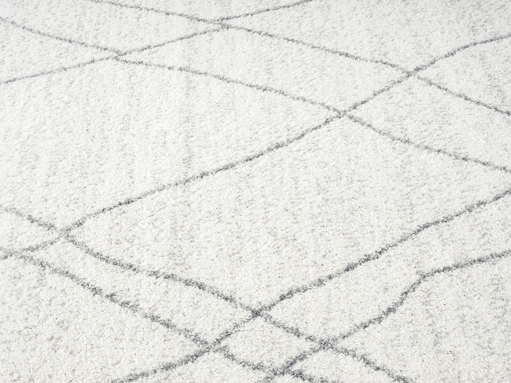 Neera Grey and Ivory Abstract Diamond Rug