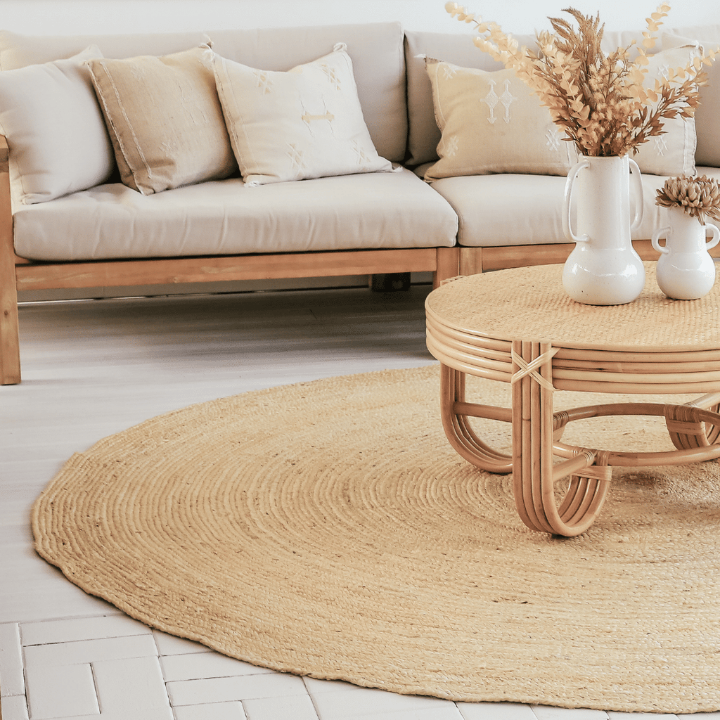 Sete Bleached Hand-Braided Round Jute Rug