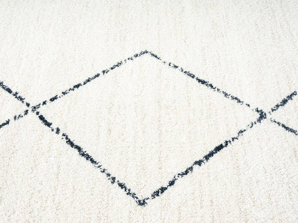 Tamira Grey and Ivory Diamond Tribal Rug