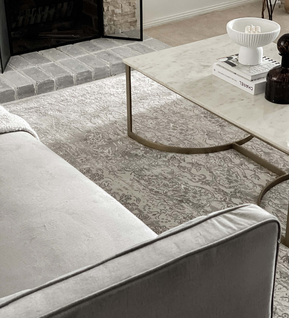 Aaerin Charcoal Grey And Ivory Traditional Distressed Rug