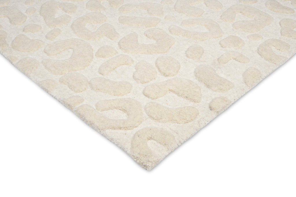 Agnes Ivory Cream Carved Animal Pattern Rug
