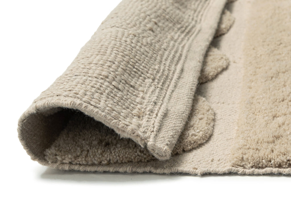 Ajuma Taupe Scallop Washable Wool Rug