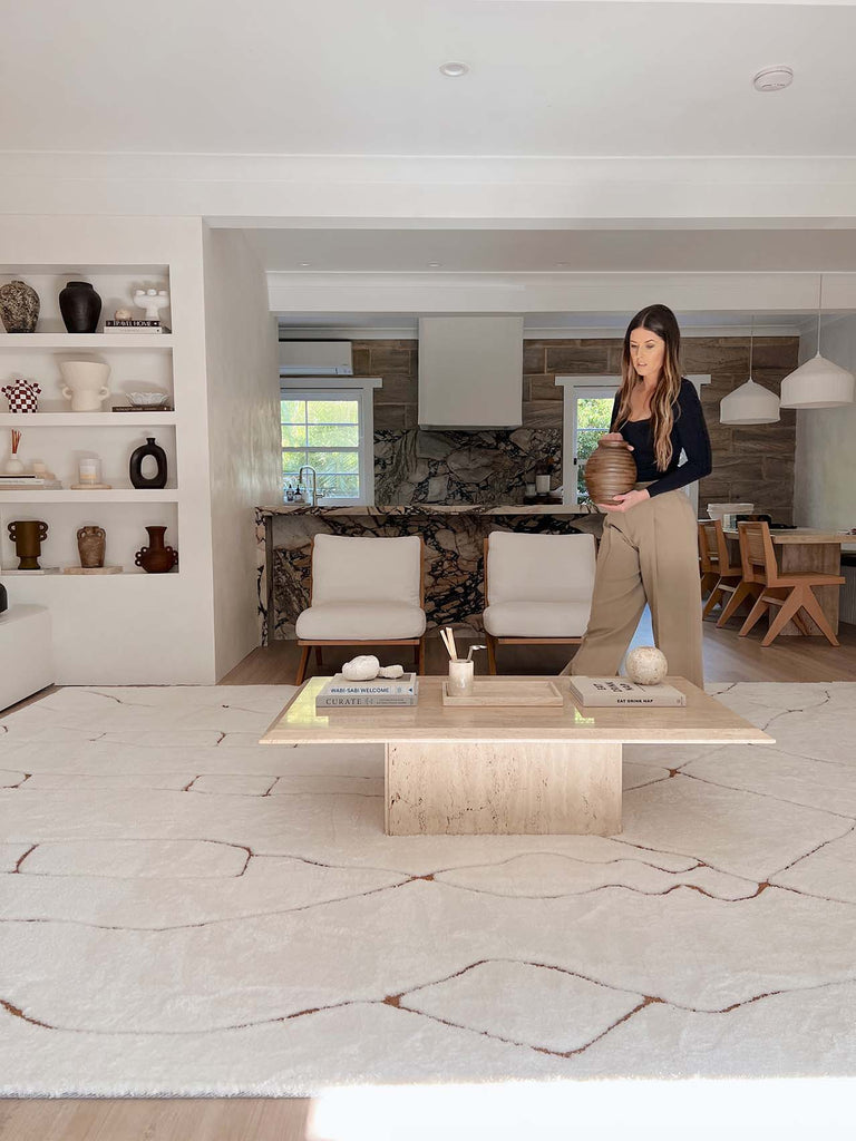 Alayna Cream and Gold Tribal Shag Rug