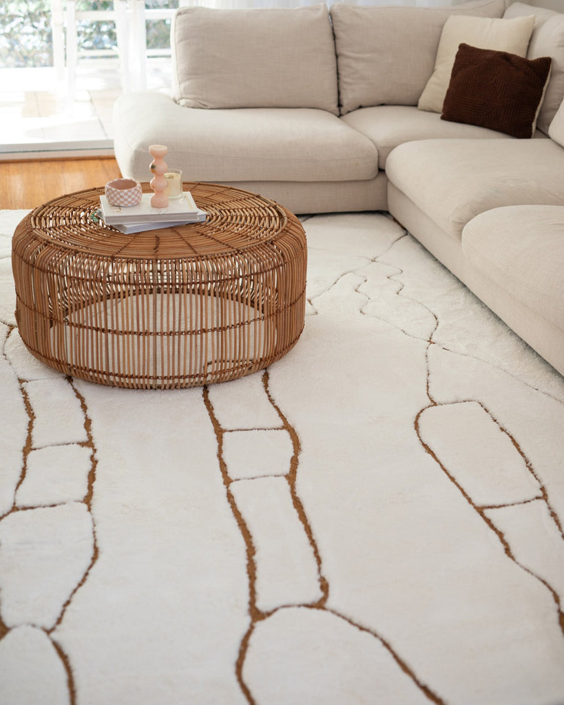 Alayna Cream and Gold Tribal Shag Rug