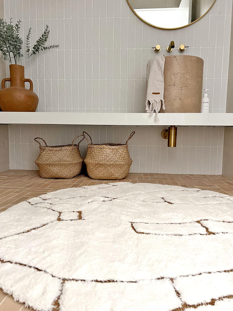 Alayna Cream and Gold Tribal Round Shag Rug