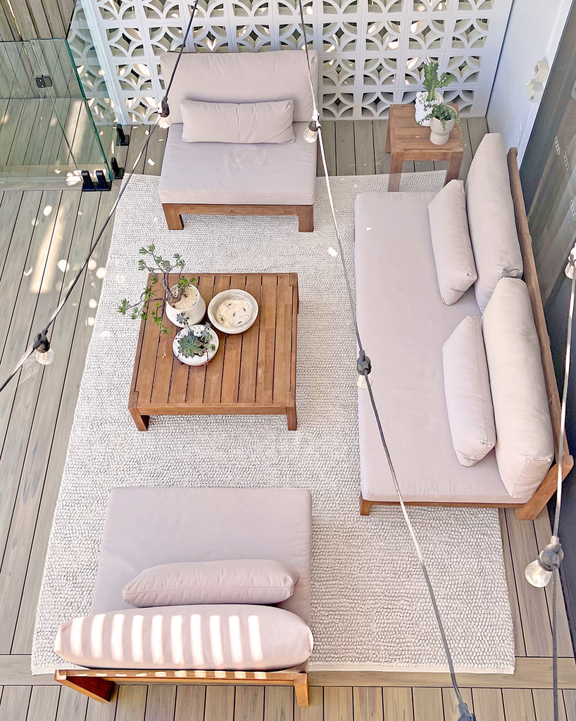 Amaia Light Grey Looped Indoor Outdoor Rug