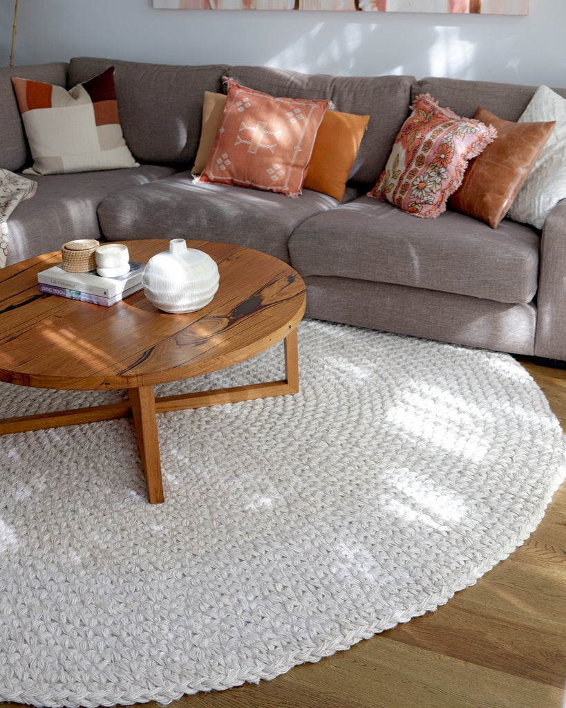 Amparo Bleached Crochet Round Jute Rug