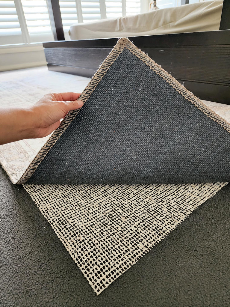 Aneesa Beige and Cream Traditional Distressed Washable Rug