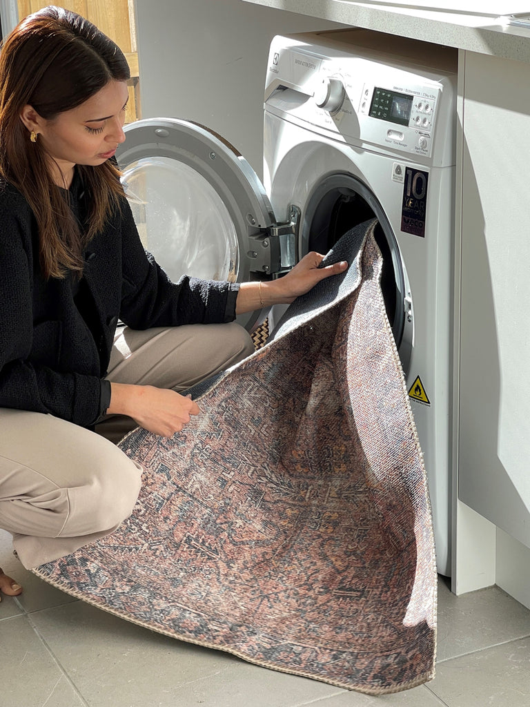 Anyel Brown and Blue Traditional Distressed Washable Runner Rug