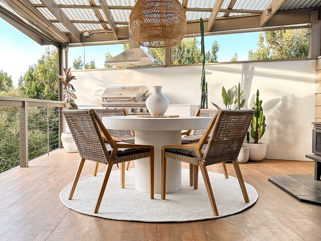Arlenis Ivory Crochet Indoor Outdoor Round Rug