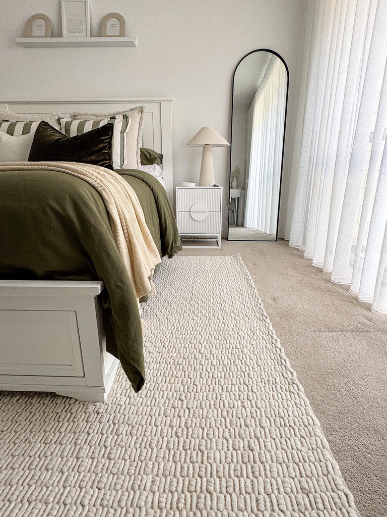 Bambi Ivory Chunky Wool Rug