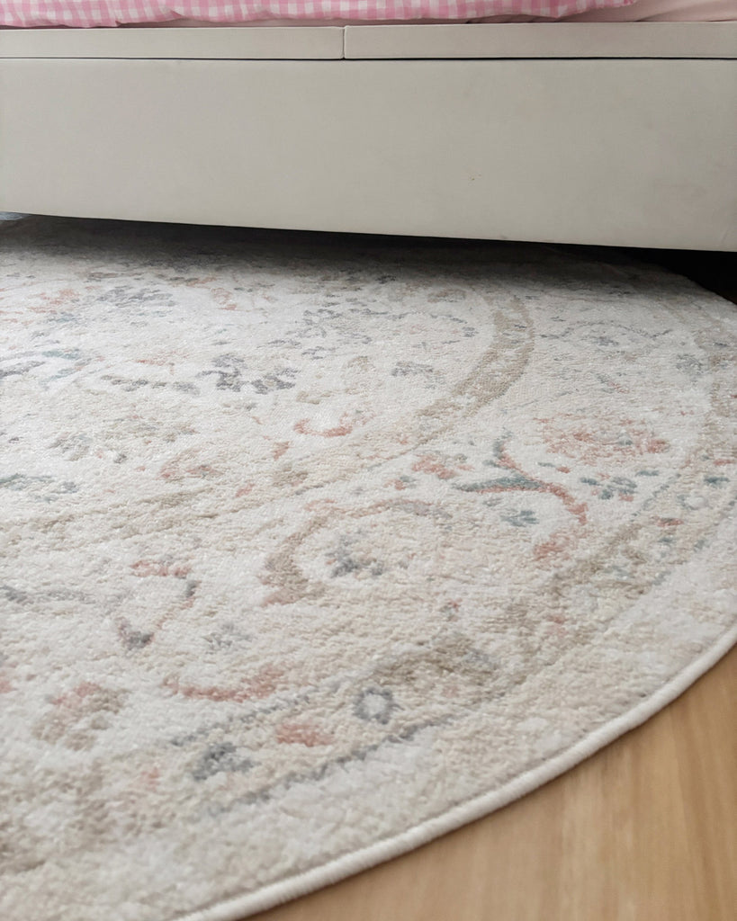 Caribou Cream and Pink Traditional Round Rug