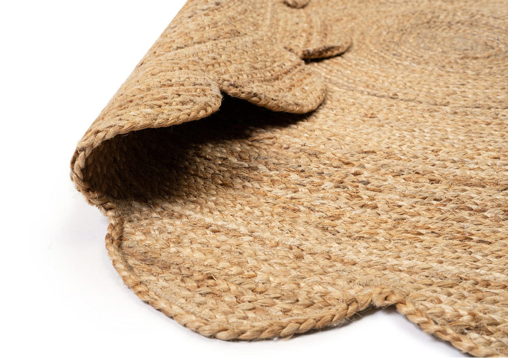 Celeste Natural Brown Scalloped Jute Round Rug