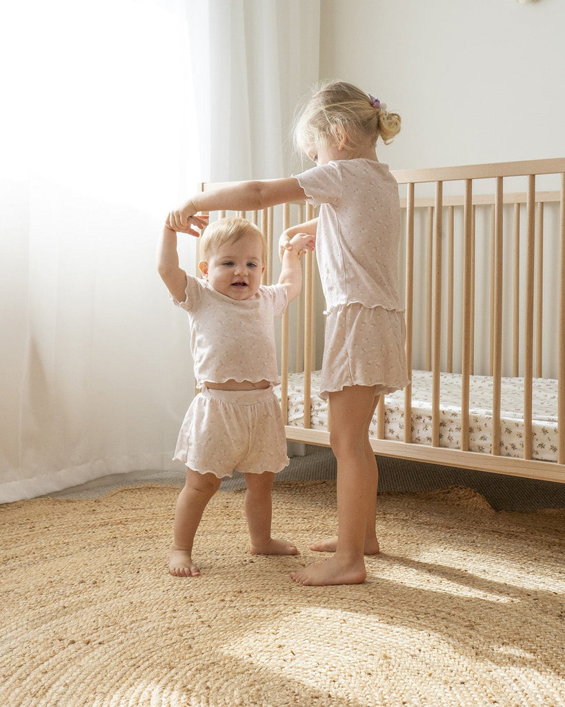 Celeste Natural Brown Scalloped Jute Round Rug