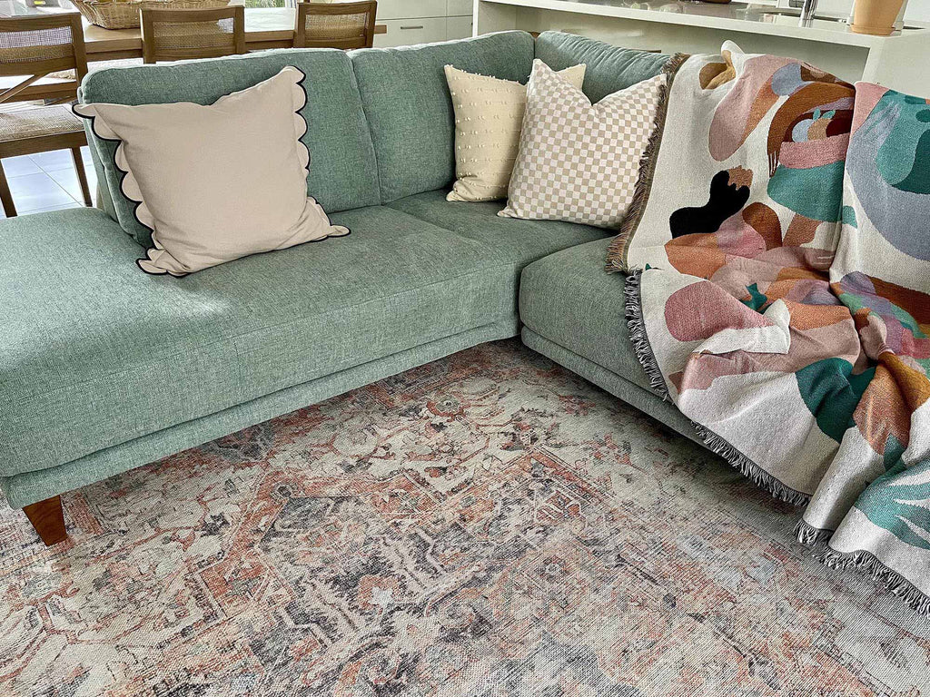 Ceren Orange and Blue Traditional Distressed Washable Rug