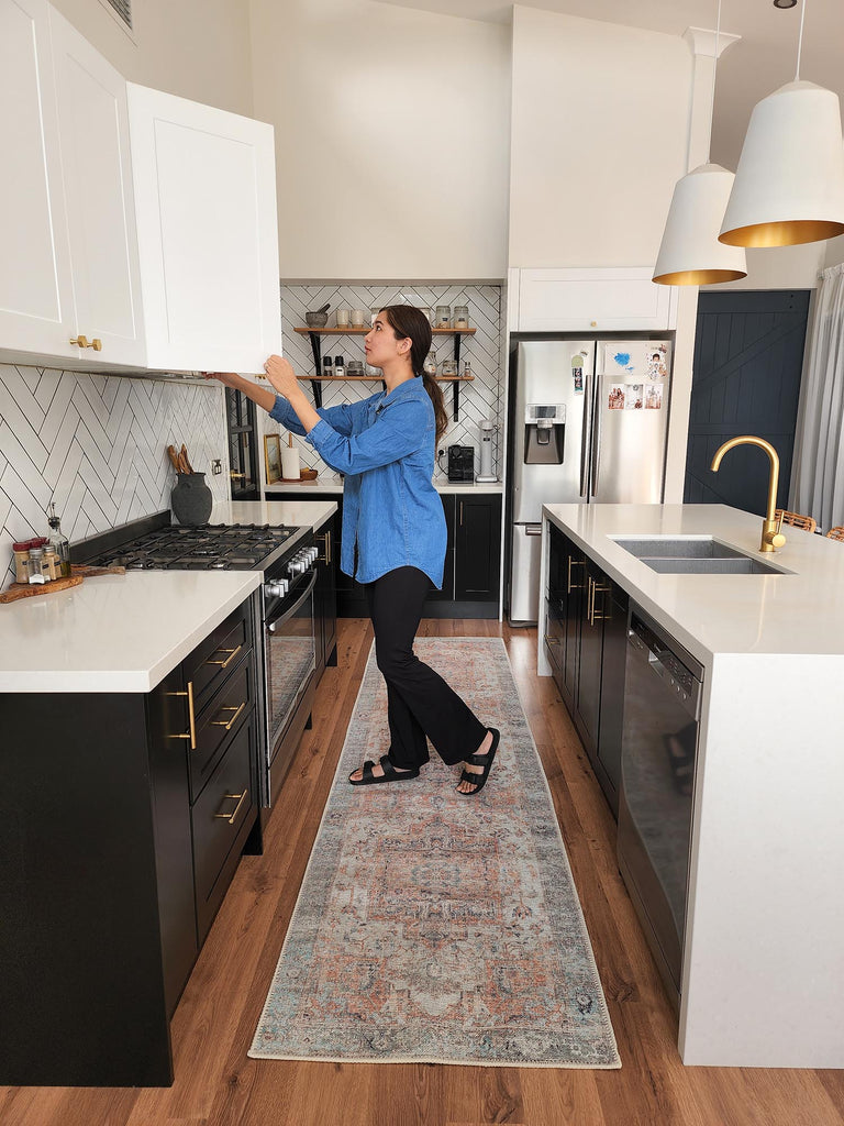 Ceren Orange and Blue Traditional Distressed Washable Runner Rug