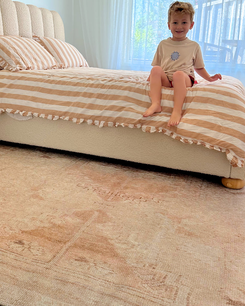 Charlize Cream and Peach Medallion Washable Rug