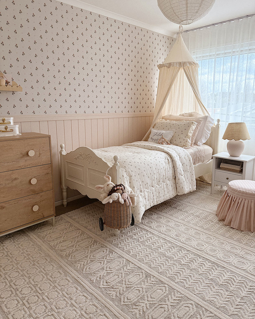 Delphine Ivory and Beige Tribal Transitional Rug