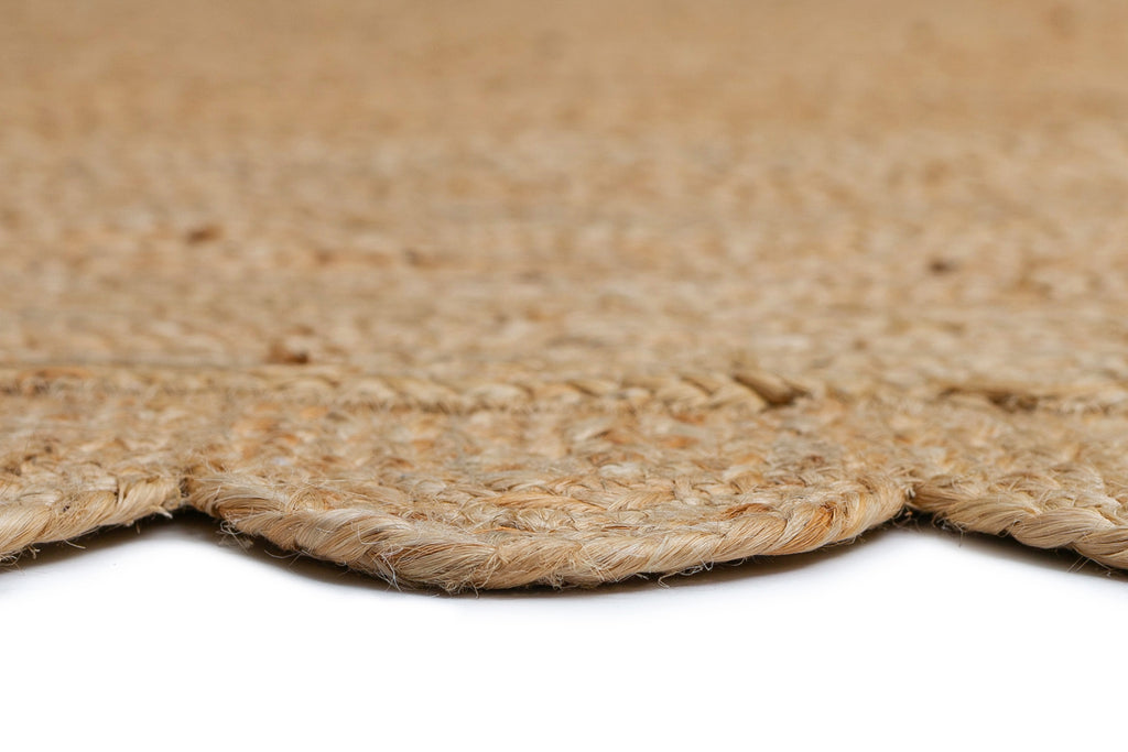 Ejiya Natural Brown Scalloped Jute Oval Rug
