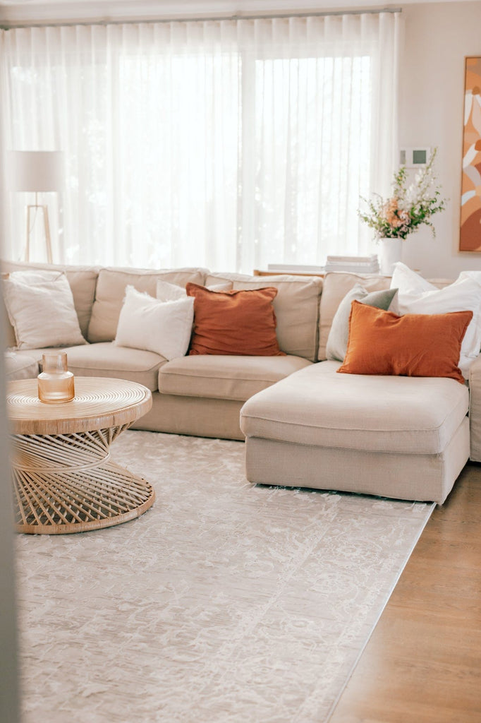 Gabriella Grey and Ivory Distressed Floral Rug