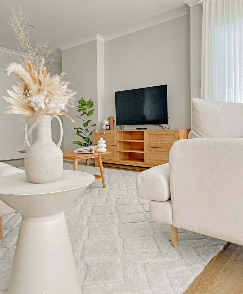 Gia Ivory Diamond Tribal PET Shag Rug