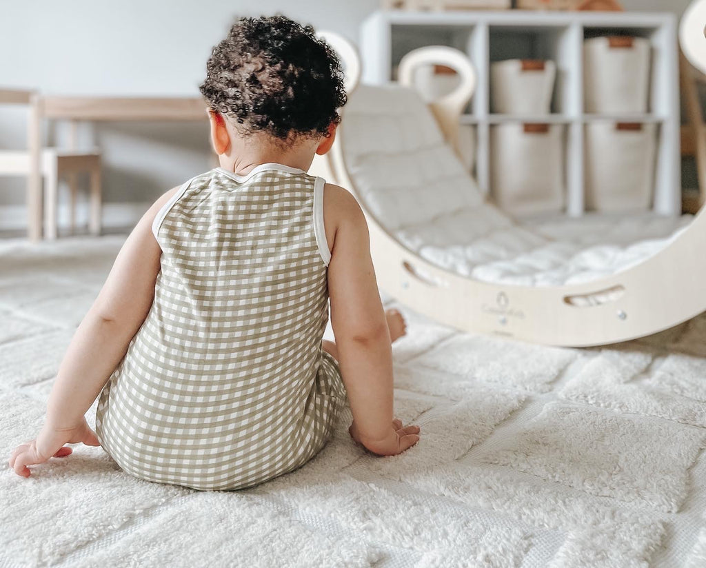 Gia Ivory Diamond Tribal PET Shag Rug