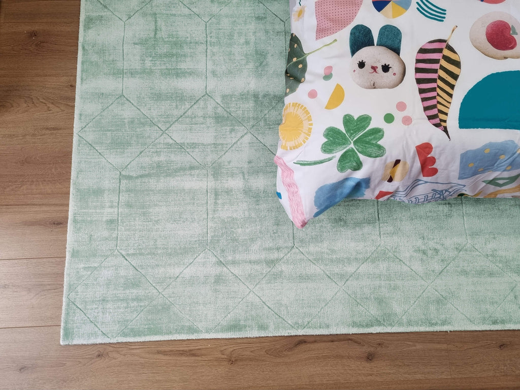 Harley Mint Green Geometric Viscose Rug