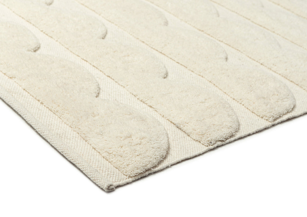 Hikari Ivory Scallop Washable Wool Rug