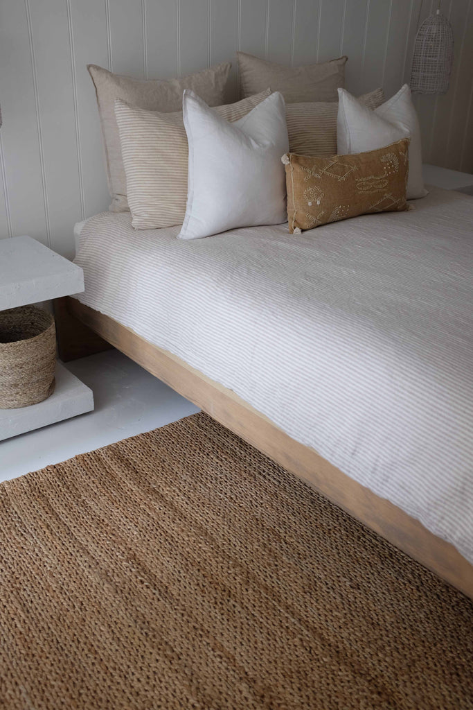 Indigo Natural Tan Braided Jute Rug