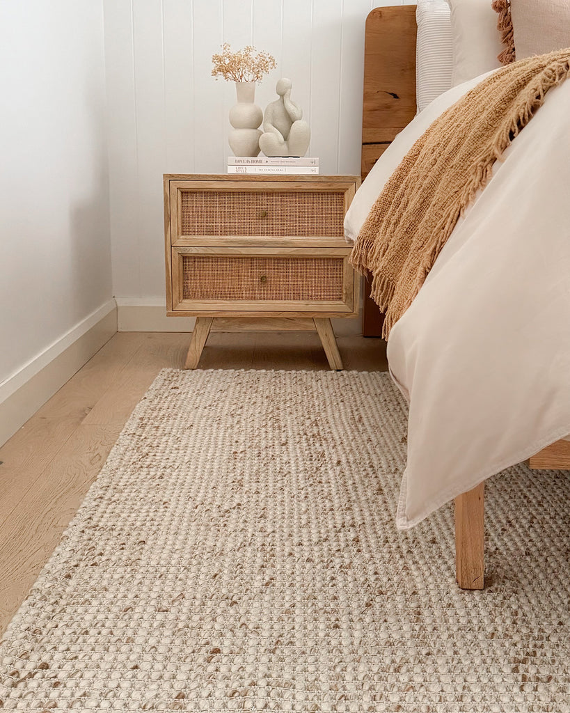 Indya Marbled Cream and Beige Chunky Wool Rug