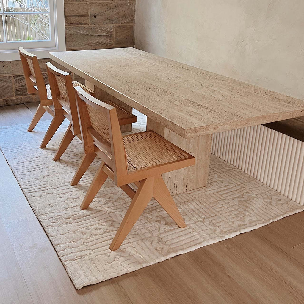 Kalinda Beige and Ivory Geometric Tribal Rug