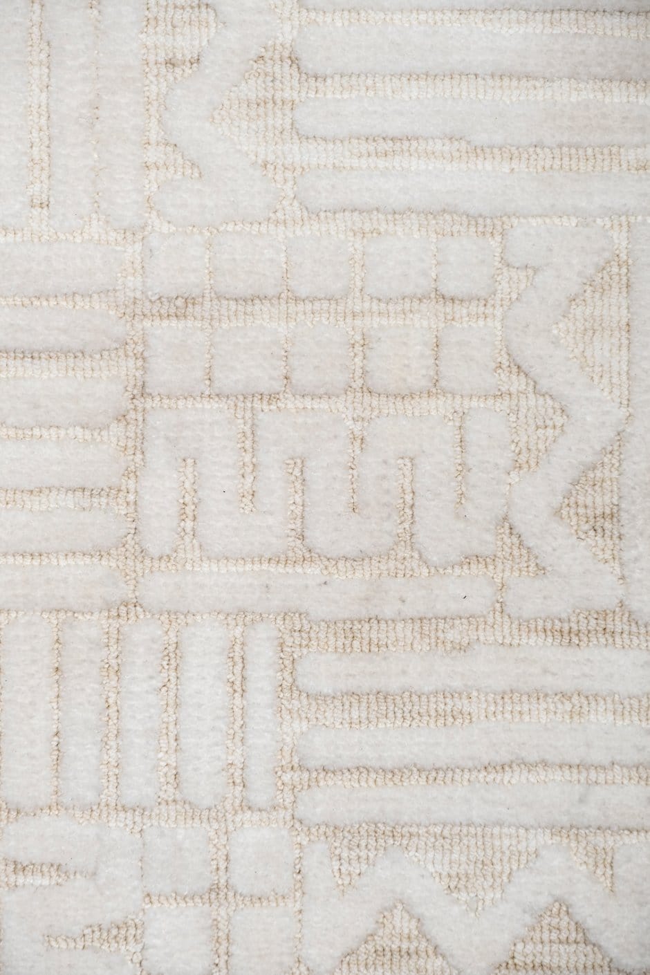 Kalinda Beige and Ivory Geometric Tribal Runner Rug *NO RETURNS UNLESS FAULTY