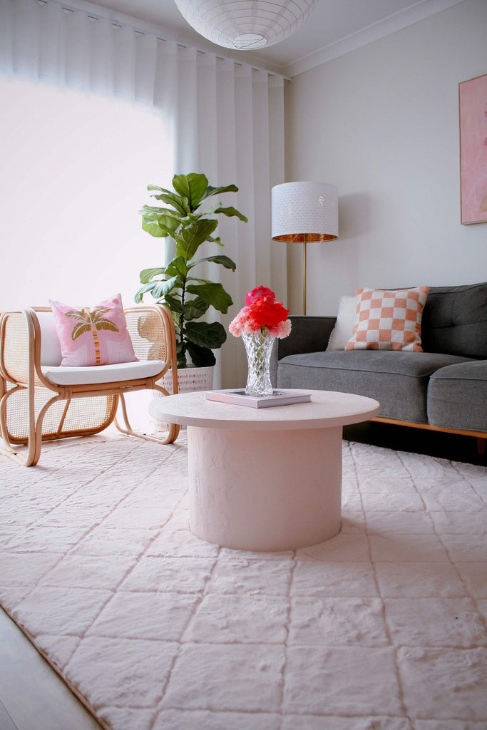 Karlie Blush Pink Diamond Shag Rug