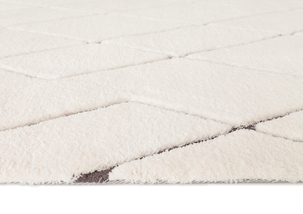 Kayla Cream and Charcoal Grey Tribal Shag Rug