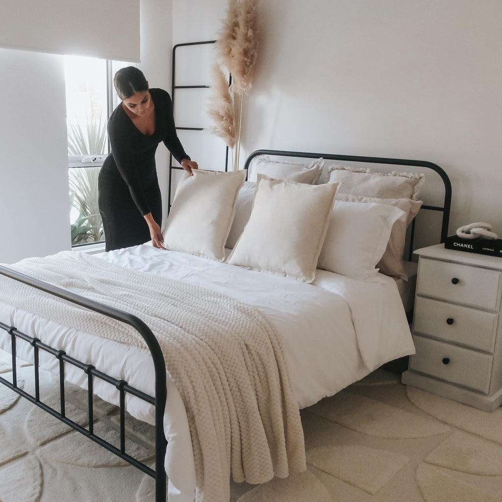 Kikko Geometric Cream Washable Wool Rug