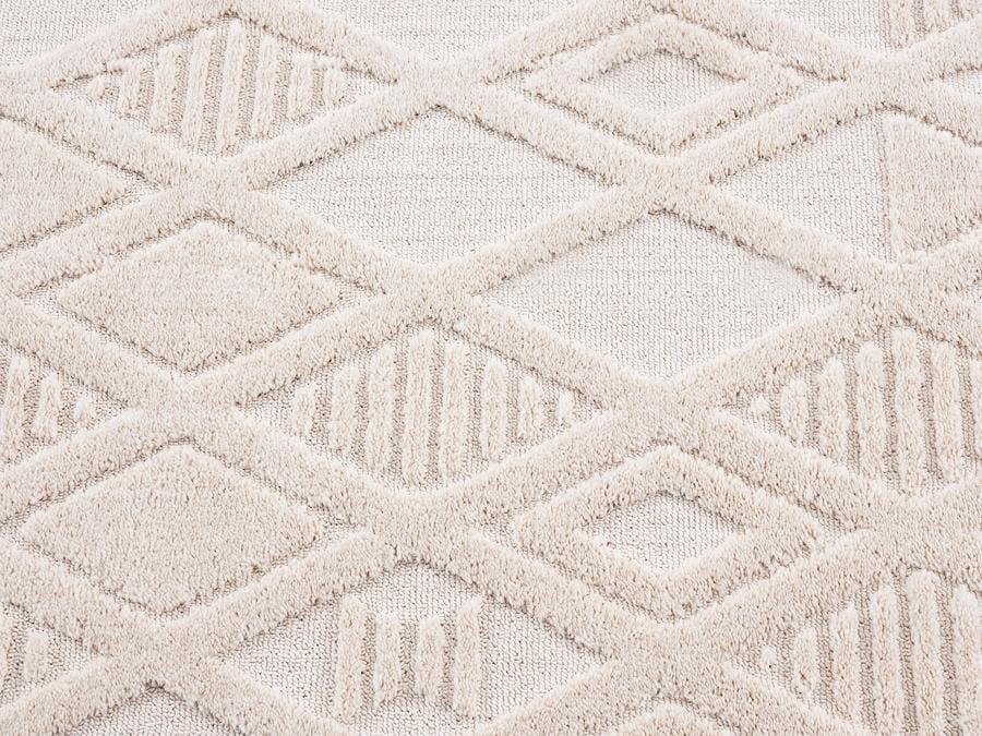 Kira Diamond Detail Textured Runner Rug