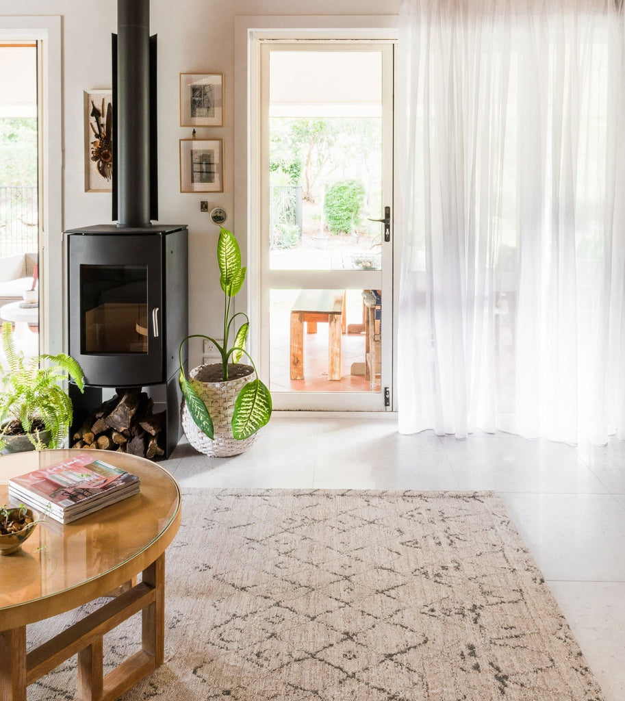 Kwame Tribal Pattern Flatweave Rug