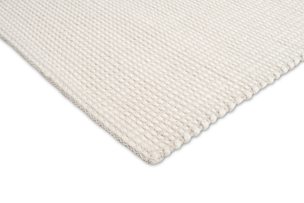Larvic Ivory Chunky Wool Rug