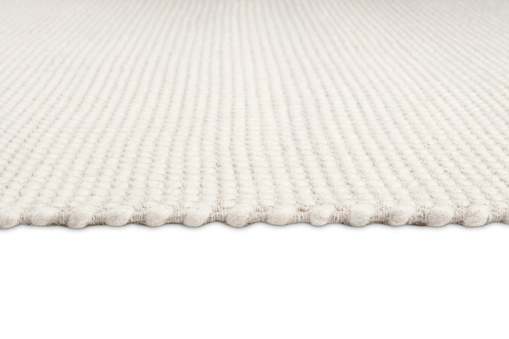 Larvic Ivory Chunky Wool Rug