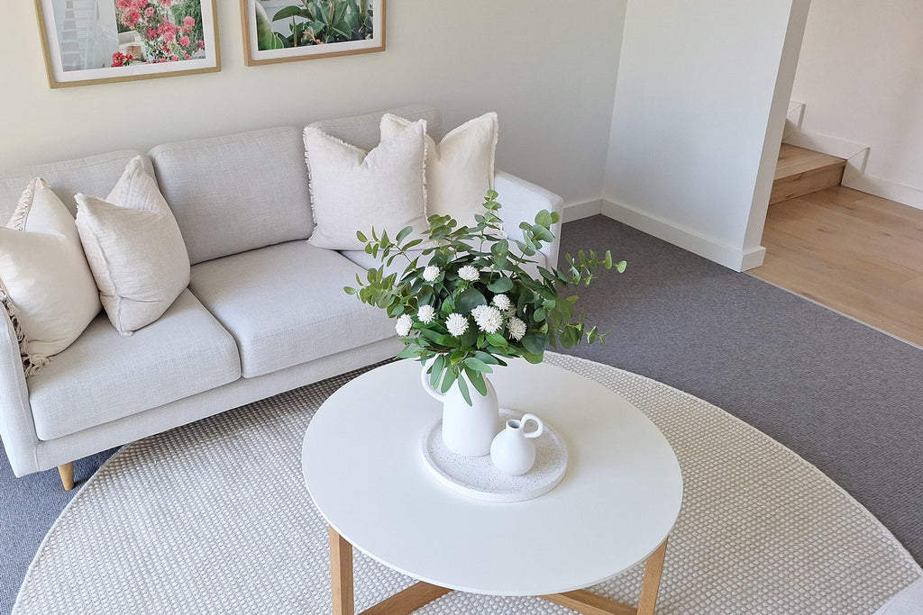 Larvic Ivory Chunky Wool Round Rug