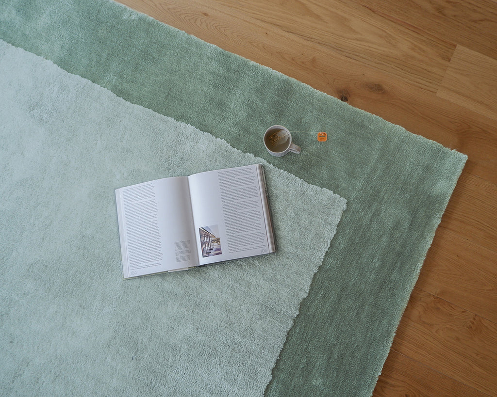 Lila Green Bordered Shag Rug
