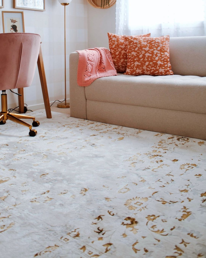 Lindy Cream Ivory And Gold Traditional Floral Rug