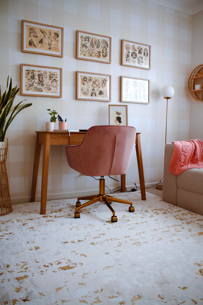 Lindy Cream Ivory And Gold Traditional Floral Rug