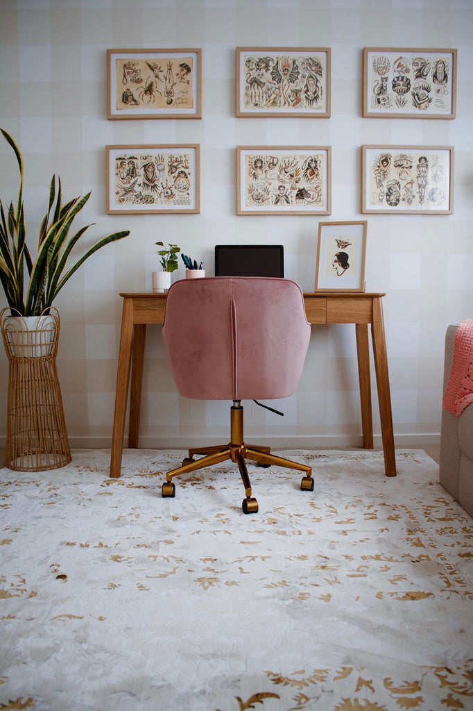 Lindy Cream Ivory And Gold Traditional Floral Rug