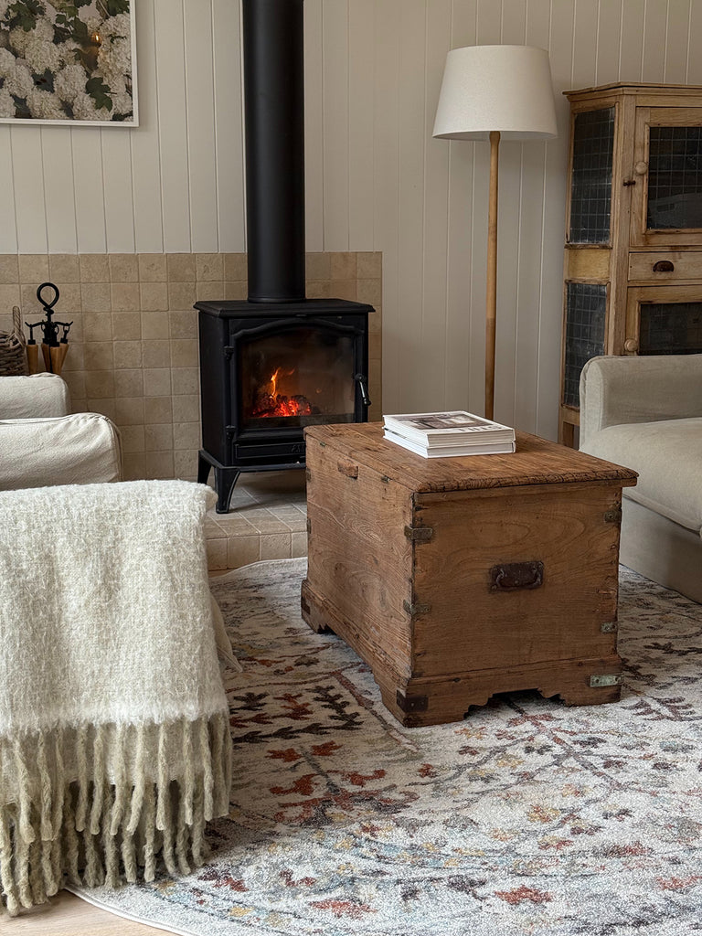 Livvie Blue and Orange Multi-Colour Distressed Round Rug