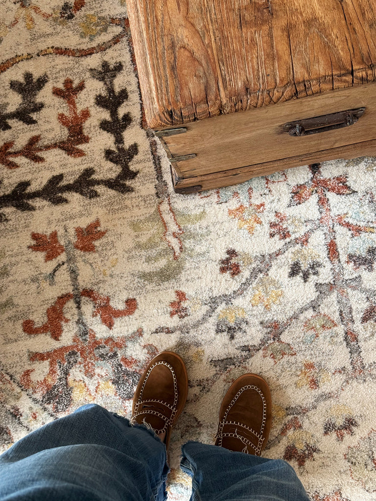 Livvie Blue and Orange Multi-Colour Distressed Round Rug