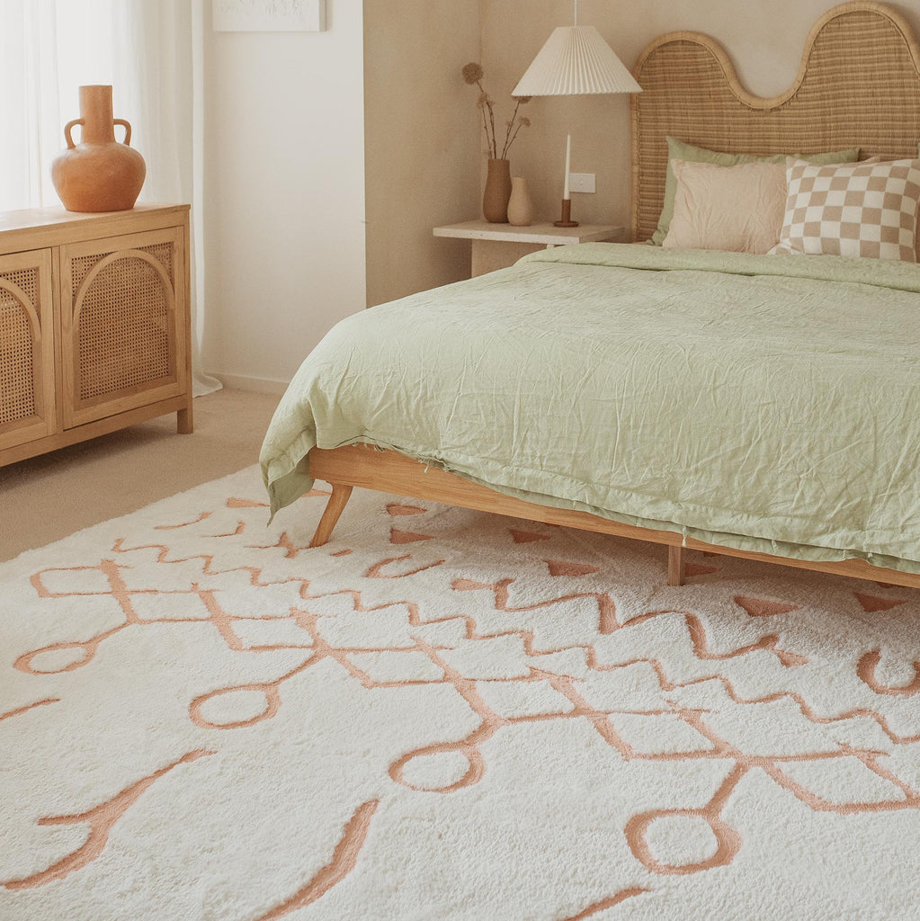Matilda Cream and Peach Tribal Shag Rug