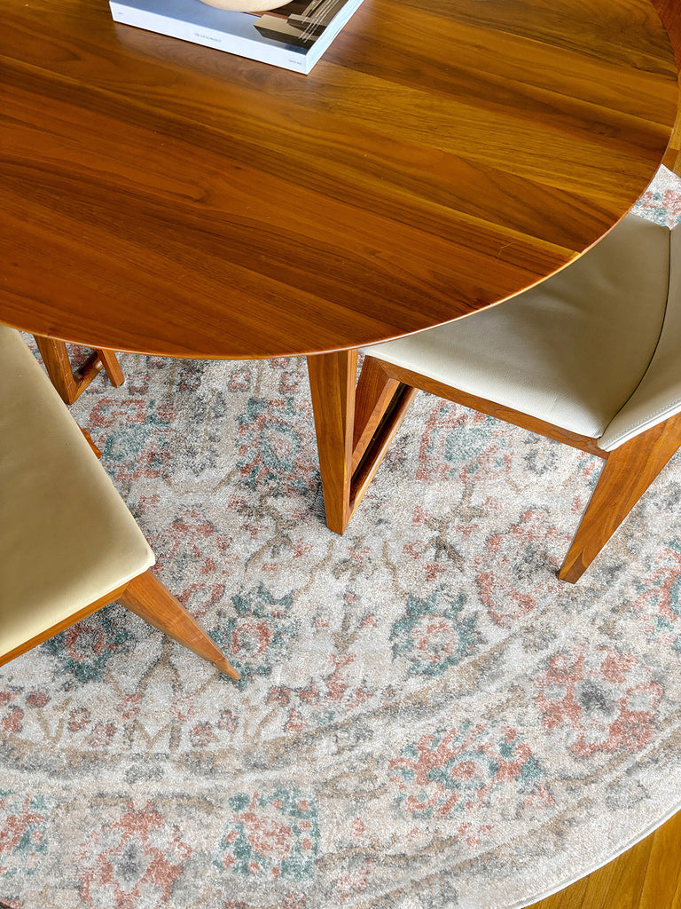 Melrose Cream and Pink Traditional Round Rug